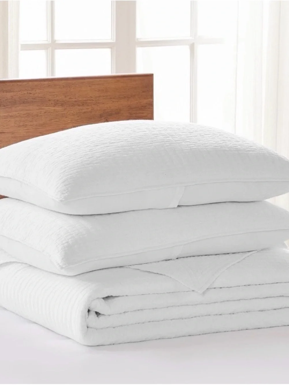 Levtex Home Cross Stitch White Bedspread Set King 3 Pc ( 1 Comforter & 2 Shams )